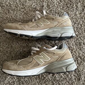 New Balance Men's Tan Running Shoes